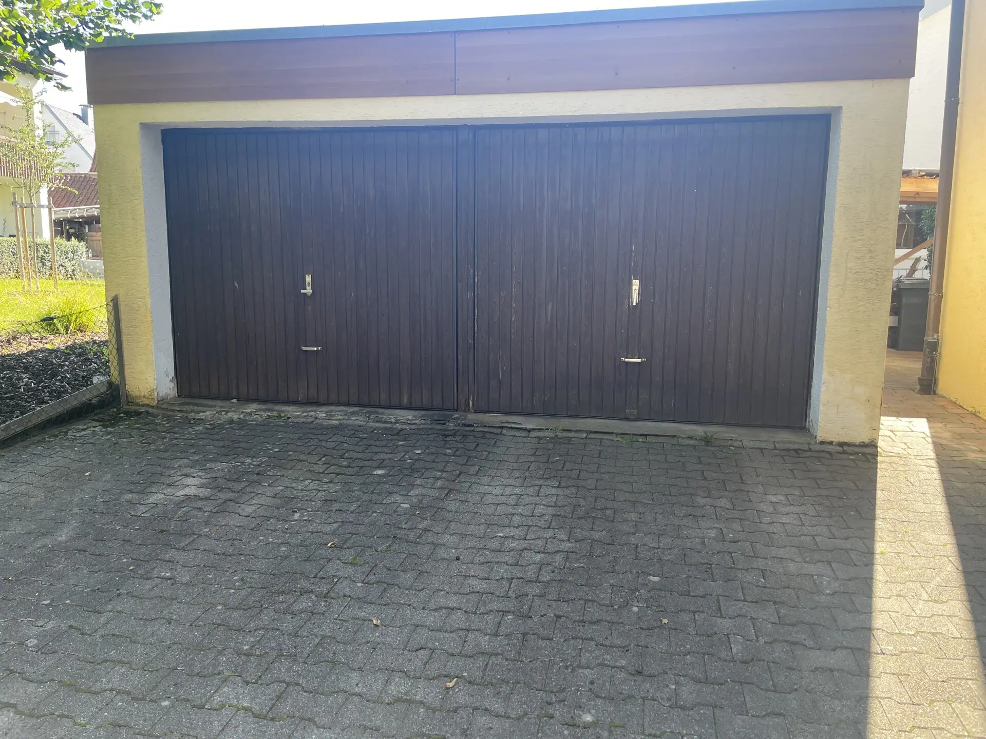 Garage rechts