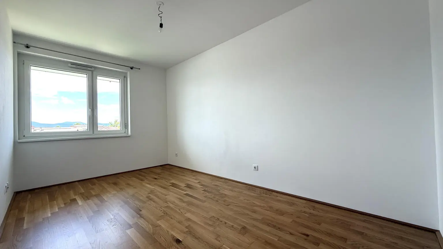 Günstige 2-Zimmer-Neubauwohnung mit großer LOGGIA (5,54m²) nahe Akademiepark