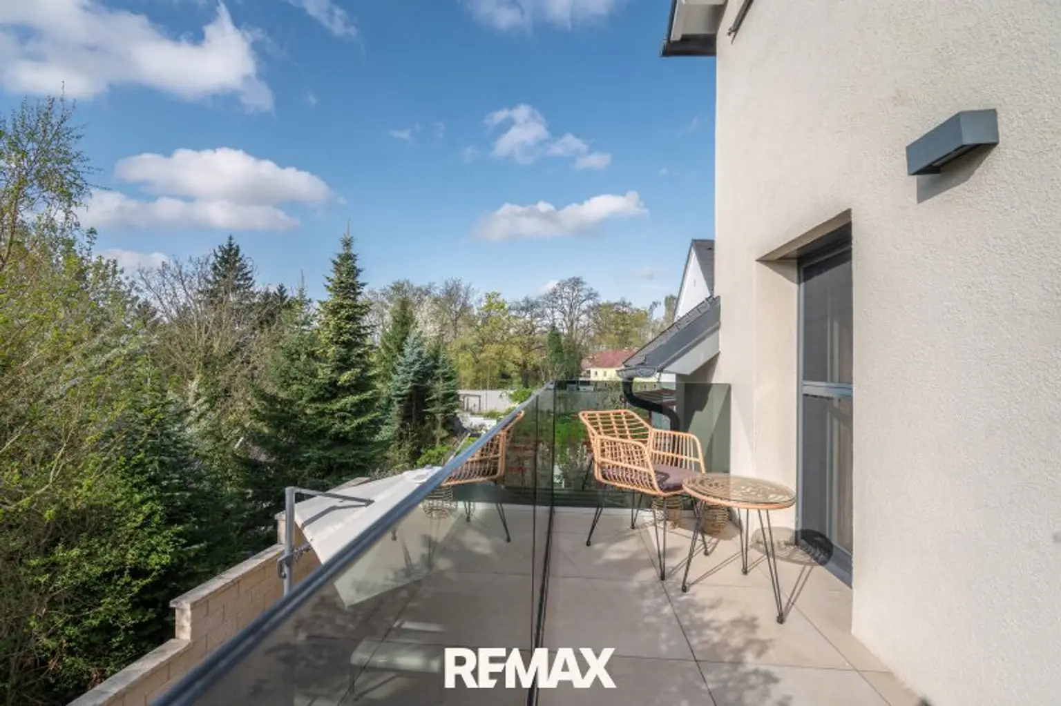 Balkon (DG)