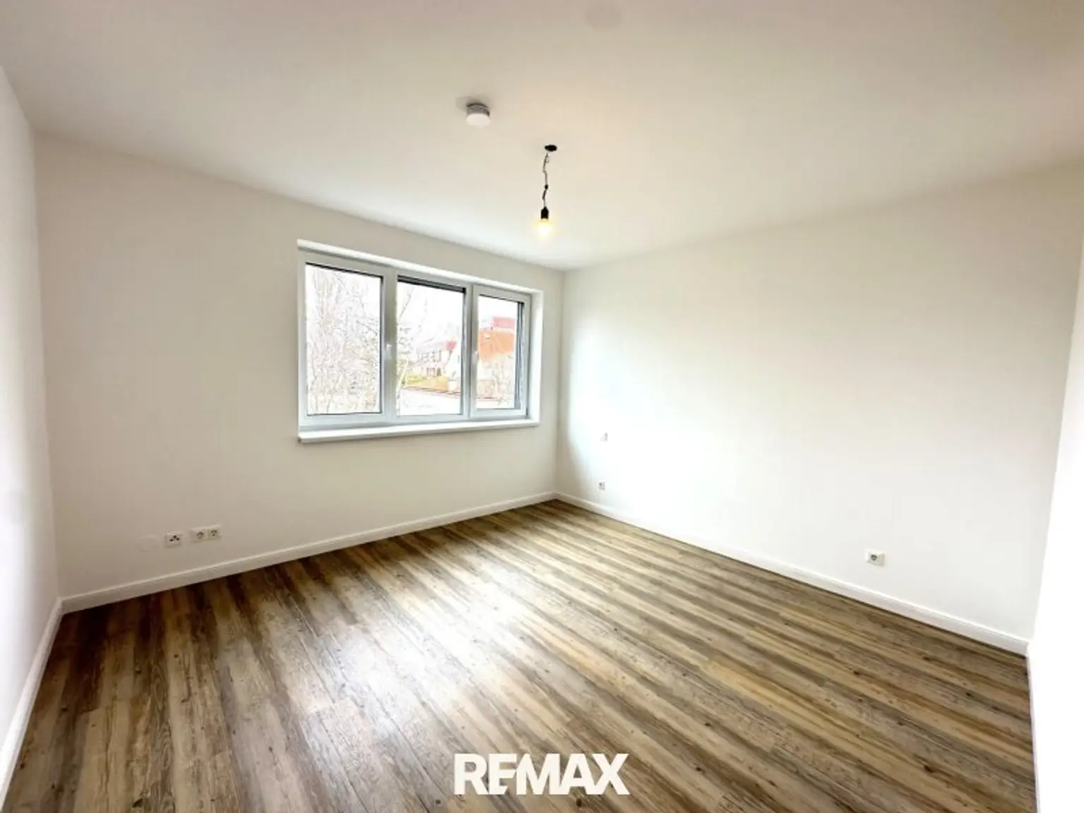 11 Schlafzimmer 1