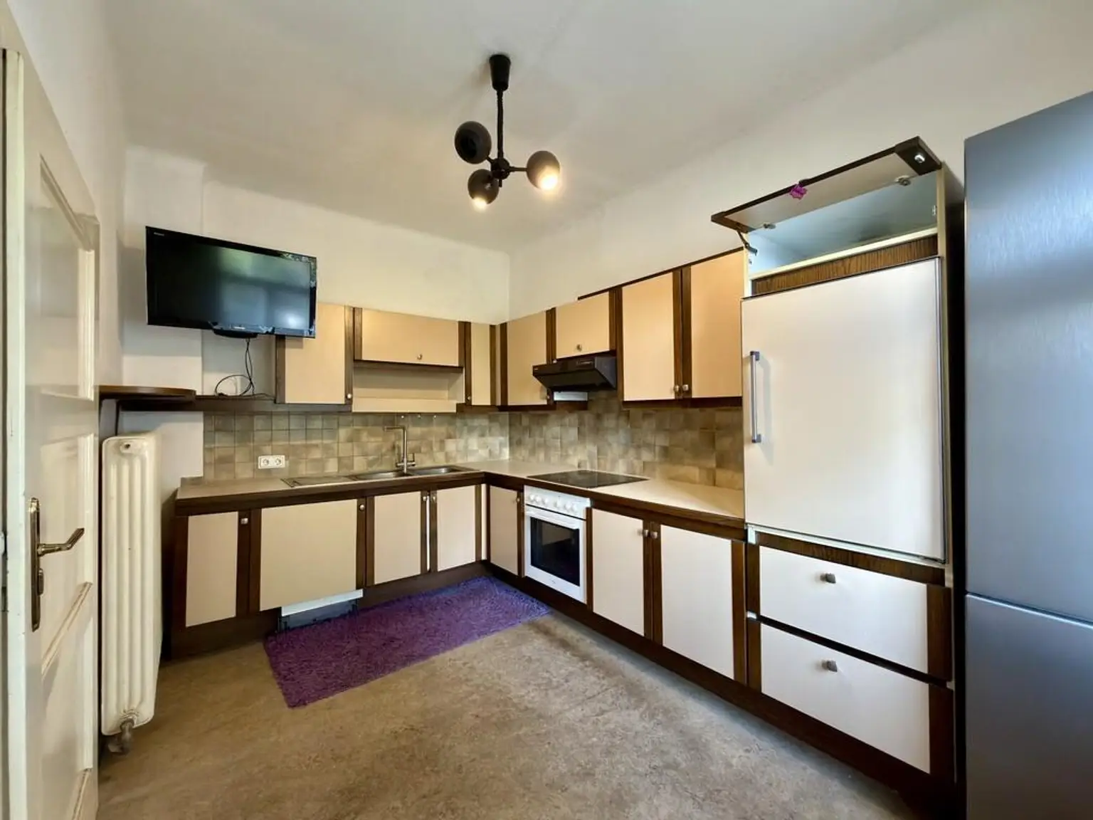 387D9B82-0F93-4001-88D6-87A19C7D69C1_1_105_c