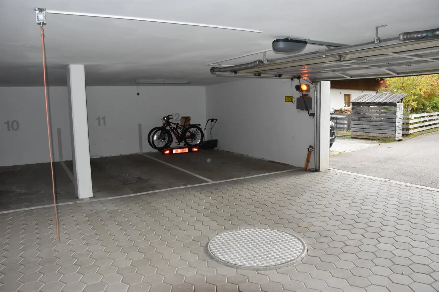 2 Tiefgaragenstellplätze