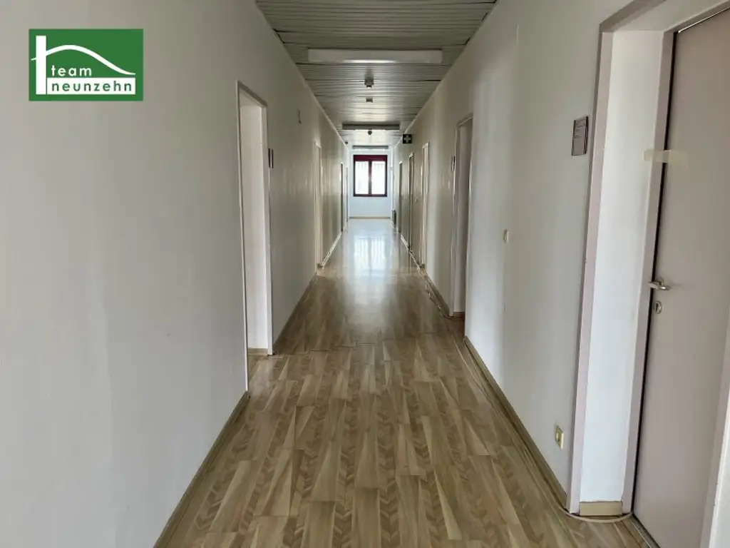 Büroflächen im Gewerbegebiet Strebersdorf. 1 gesamtes Stockwerk! 6 Parkplätze inkludiert!