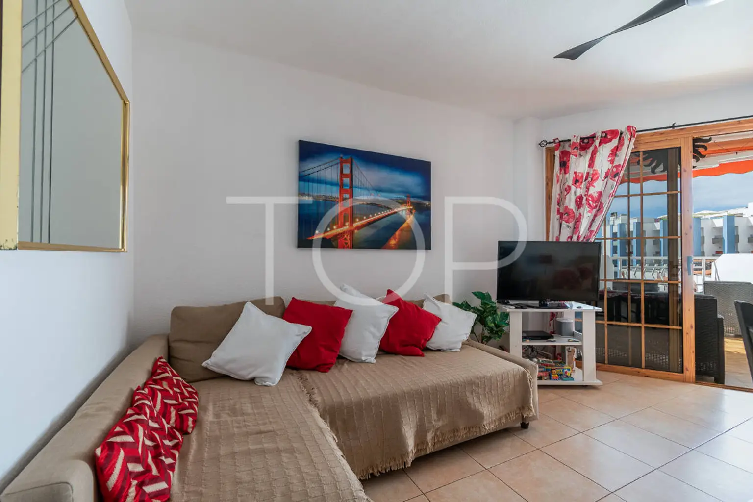 Apartment-Los-Cristianos-Livingroom-Tenerife-1