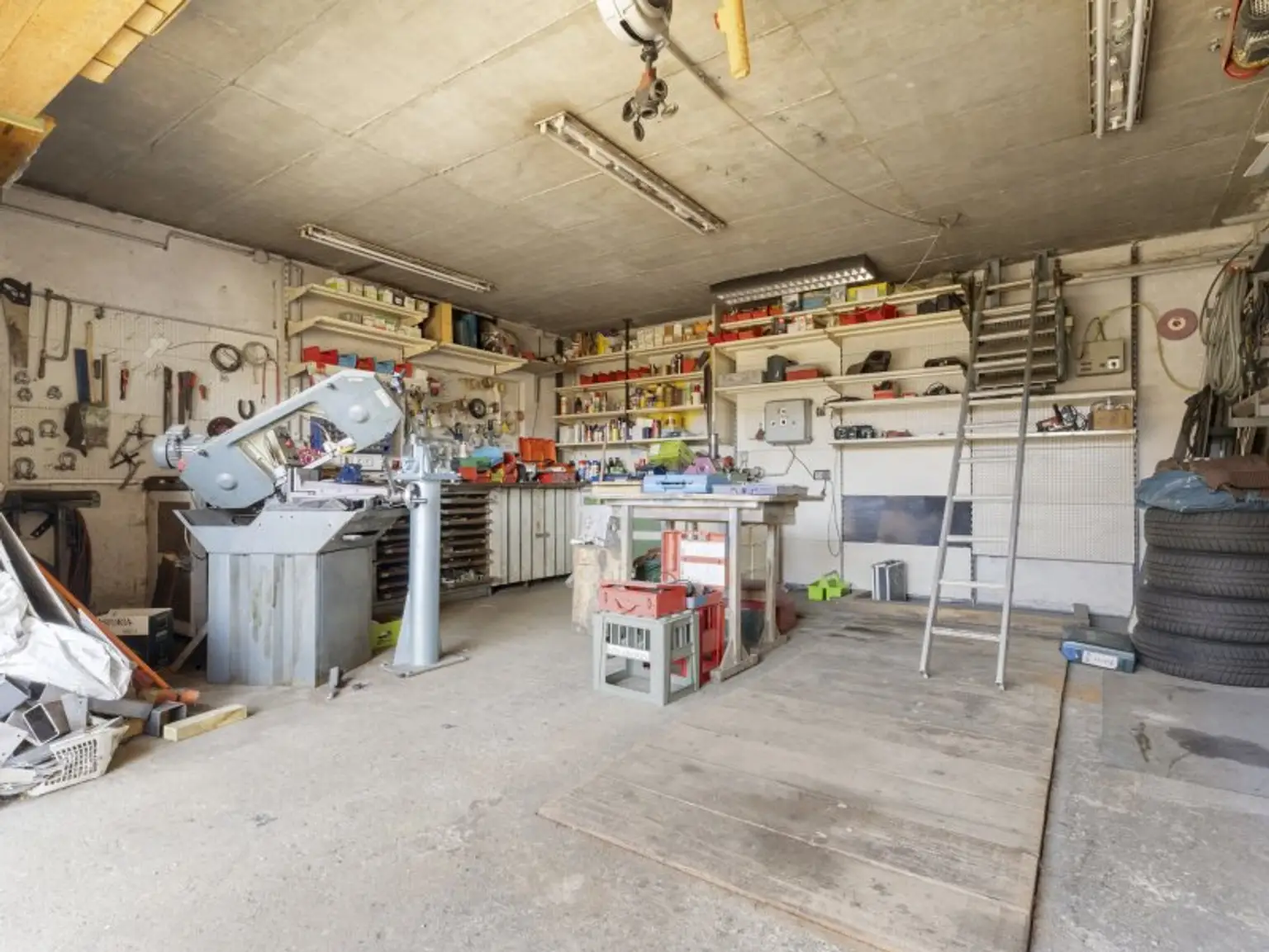 Schönes 247m² Mehrfamilienwohnhaus mit 4 Wohnungen am Weißensee mit Seeblick und Seenähe in TOPLAGE