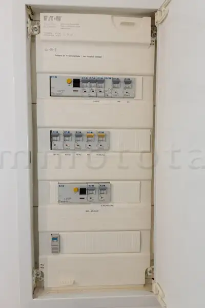 Fasanviertel - Neuadaptierte DG-Wohnung mit  9 m2-Westterrasse im 6. Liftstock