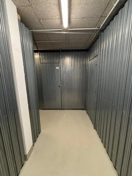 Keller