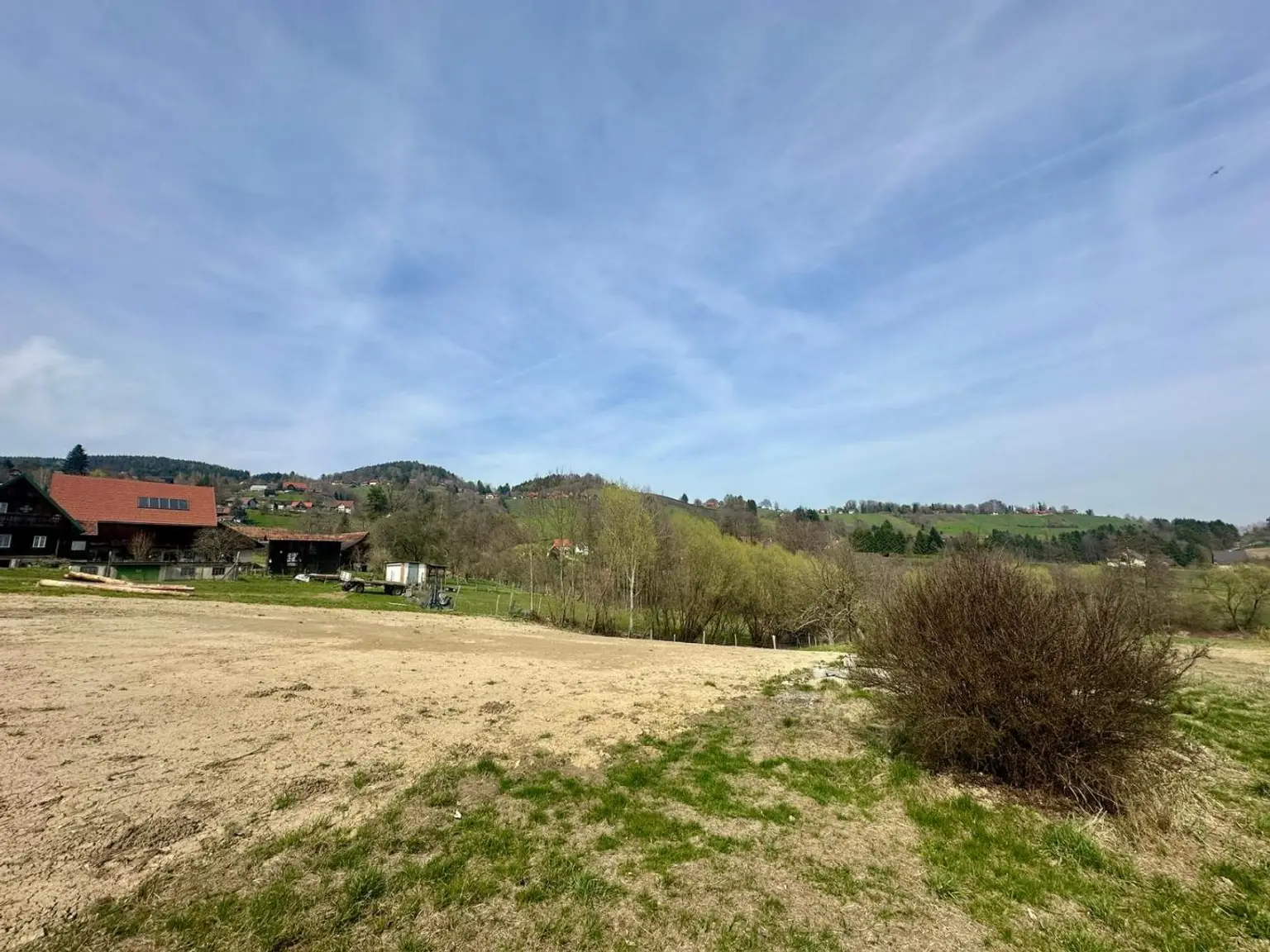 335_2 Baugrund Aussichtslage Vochera am Weinberg i