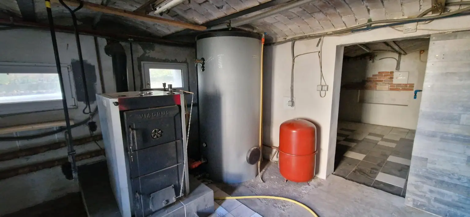 Freistehendes Wohnhaus mit Garten