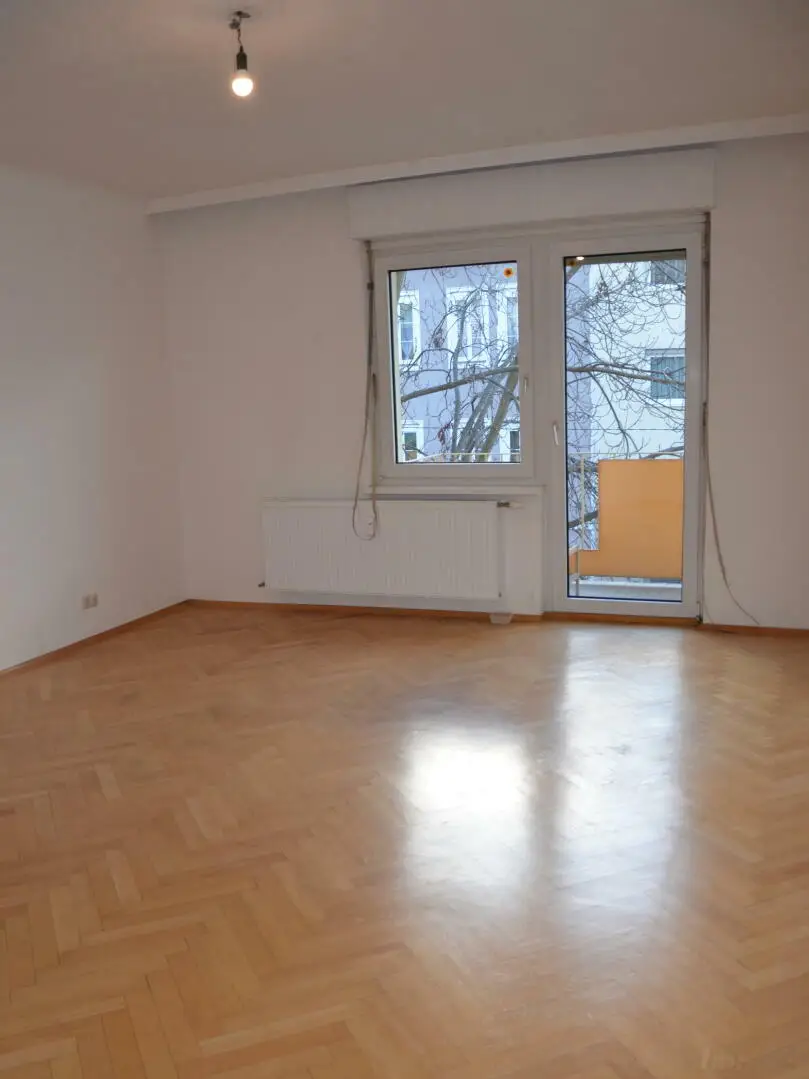 Großzügige, helle 3-Zimmerwohnung in Geidorf, WG-geeignet.