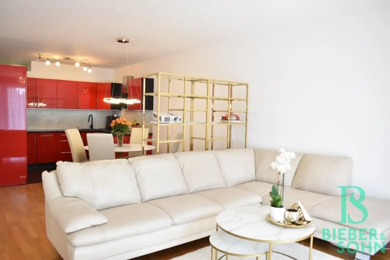 Hochwertige 4-Zimmer-Wohnung mit XL-Balkon, top Infrastruktur und Extras