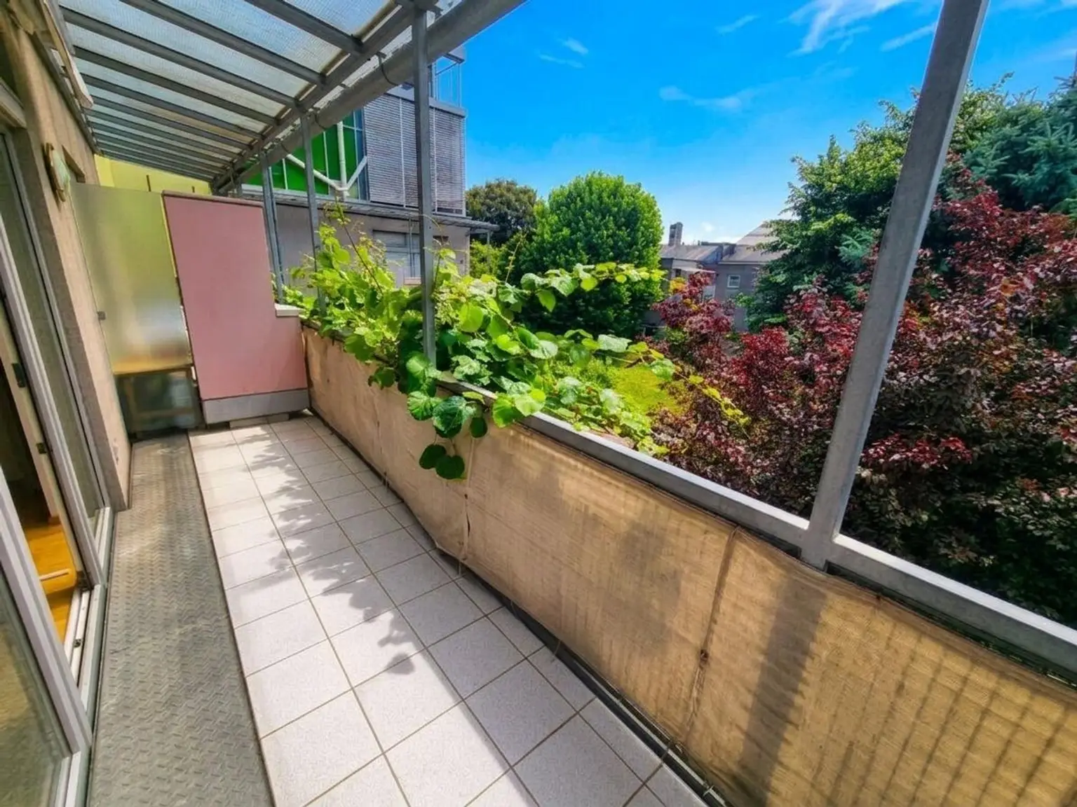Balkon OG