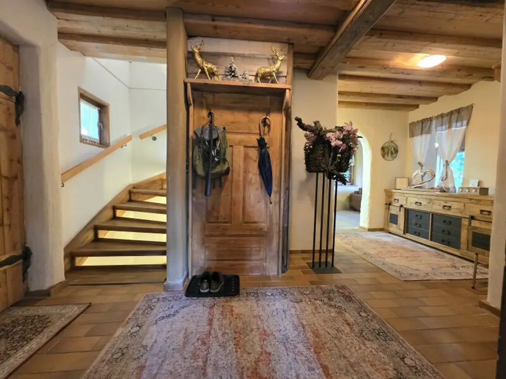 Neuwertiges und ruhiges Chalet mit Wellness!