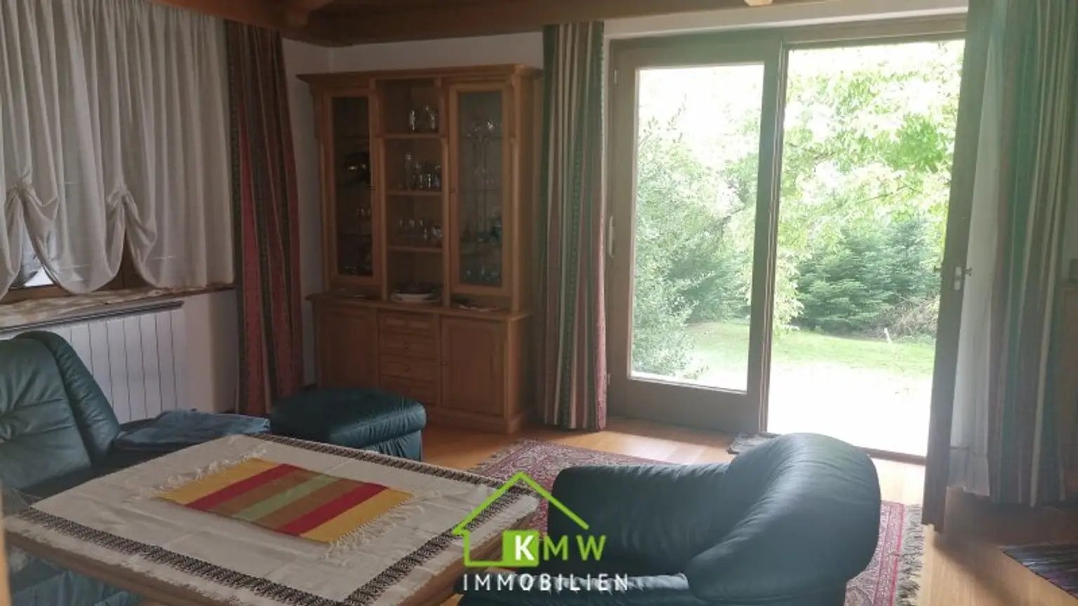E I N Z E L L A G E !!! Wohnhaus mit traumhaften Garten