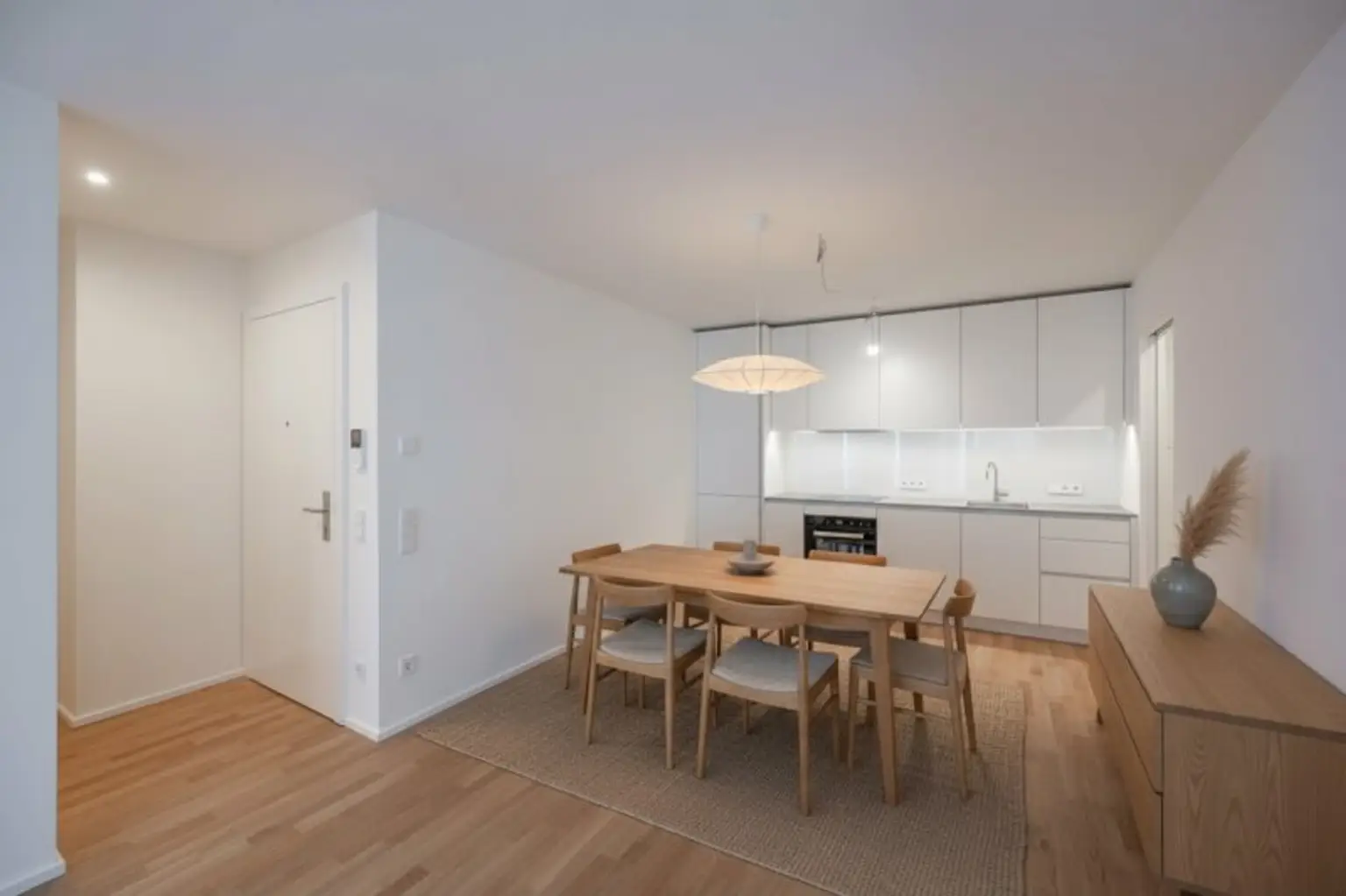 ++MOLLARD 50++ Superb 2-room apartment right in the heart of the city (3/4)