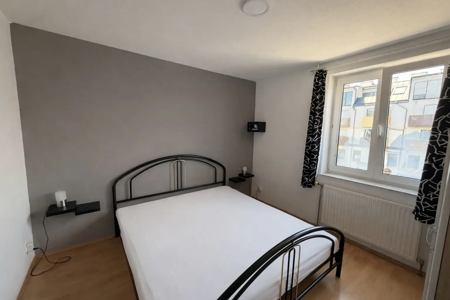 Schlafzimmer 2