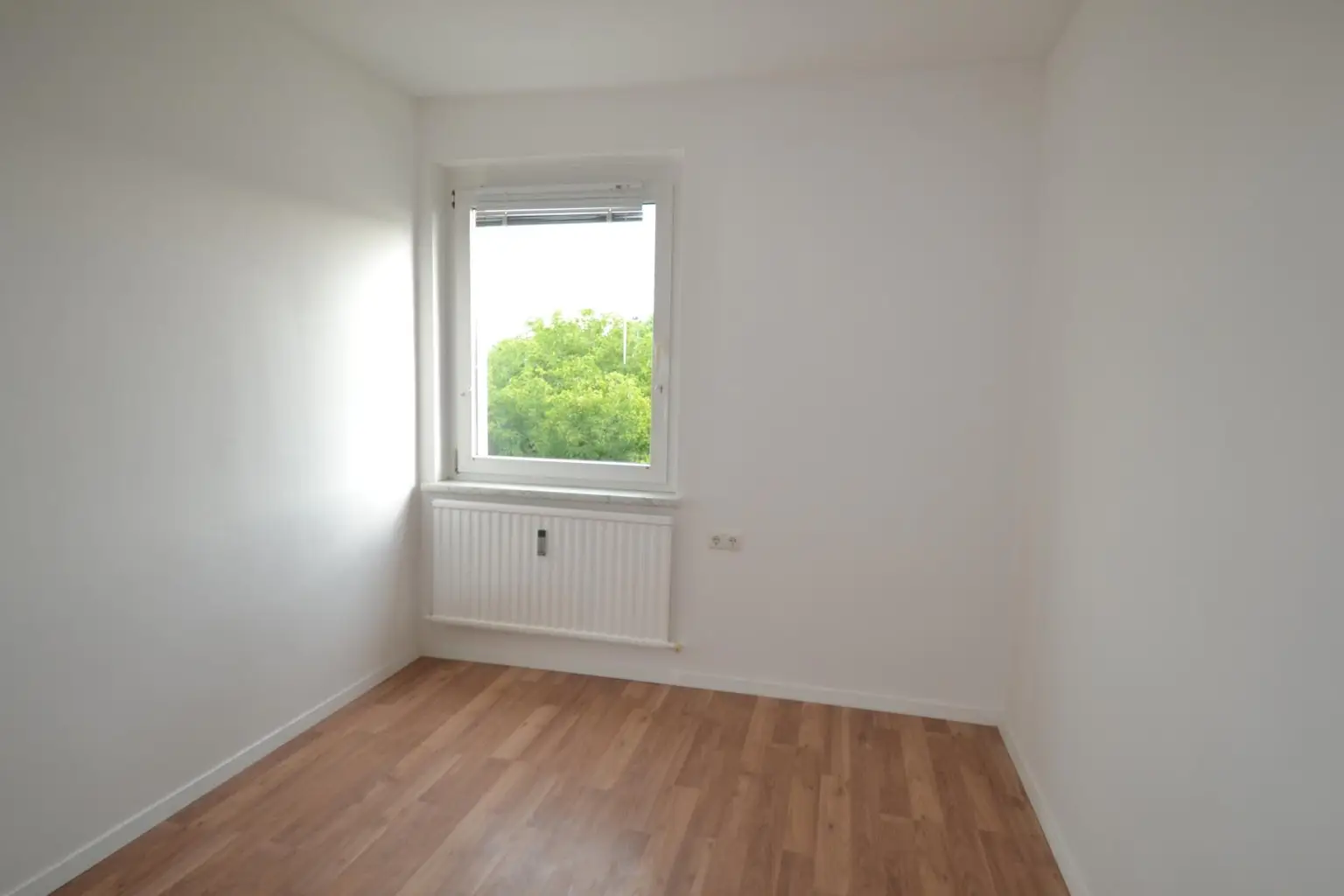Gut aufgeteilte Wohnung mit Balkon in Hausmening