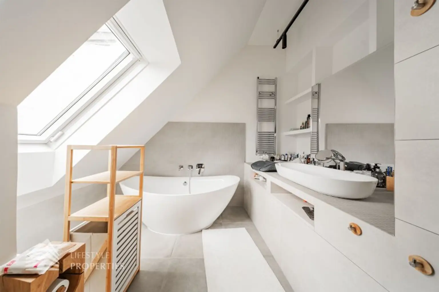 Moderne 4-Zimmer Maisonettewohnung mit Terrasse, Nähe Stephansplatz by Lifestyle Properties