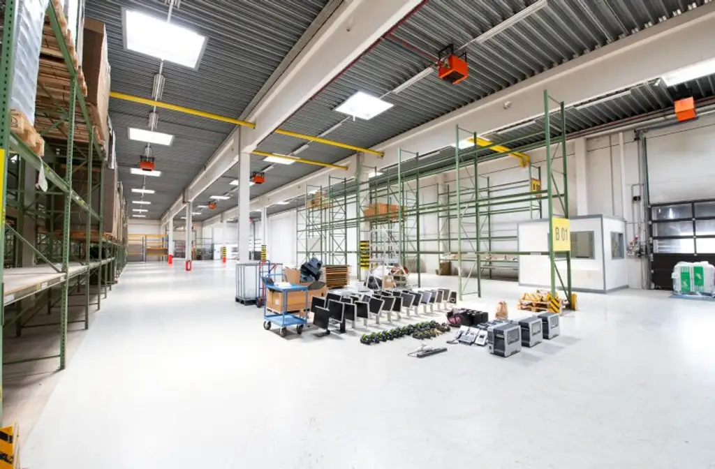 *** Multifunktionale Gewerbeimmobilie *** Flexibel nutzbar und sofort einsatzbereit