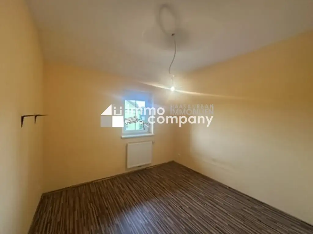 Wohlfühloase in 1220 Wien: Gepflegtes Einfamilienhaus mit Pool, Balkon, Terrasse & Carport!