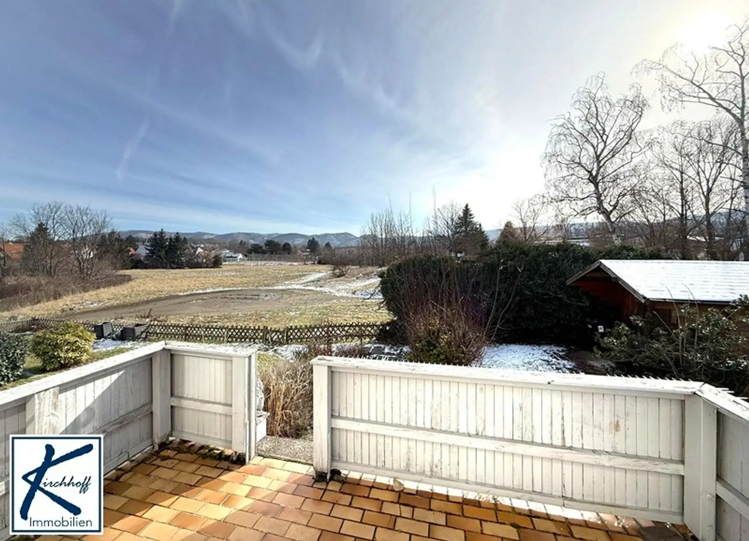 OG Balkon/Hochterrasse an Wohnzimmer