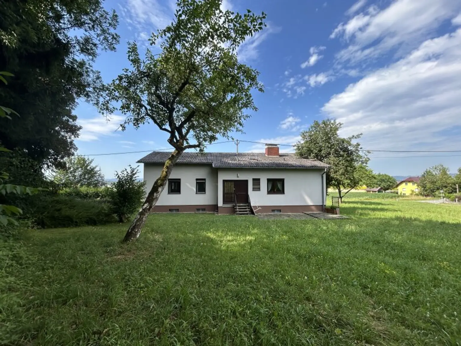 Charmantes Einfamilienhaus mit großem Grundstück in Freudenstein, Feldkirchen an der Donau