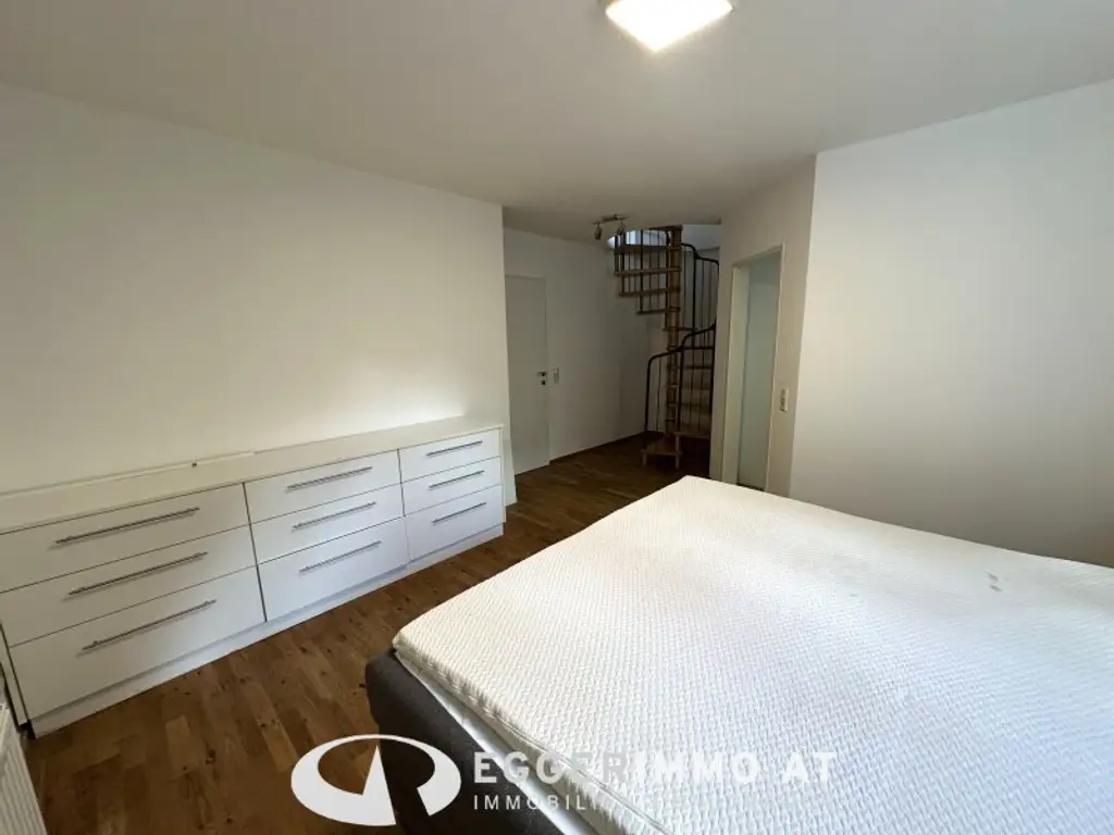 5710 Kaprun: Rent: Garden Apartment; Falkenbachwandgasse, 3-room apartment on 2 floors, partially furnished! Fireplace! Parkingplace