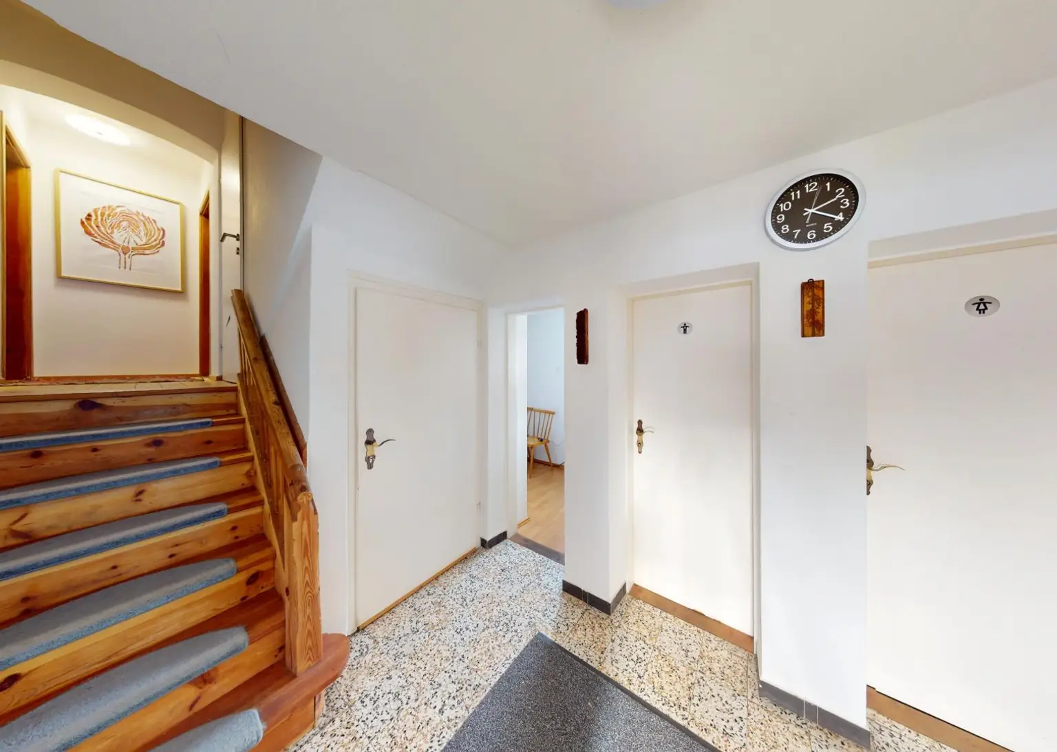 Tarrenz - Geschäftsobjekt - Flur.