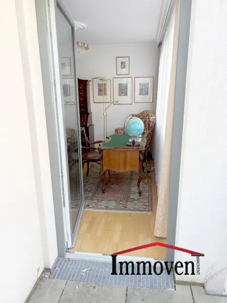 Wunderschöne, möblierte 2-Zimmerwohnung mit Balkon!