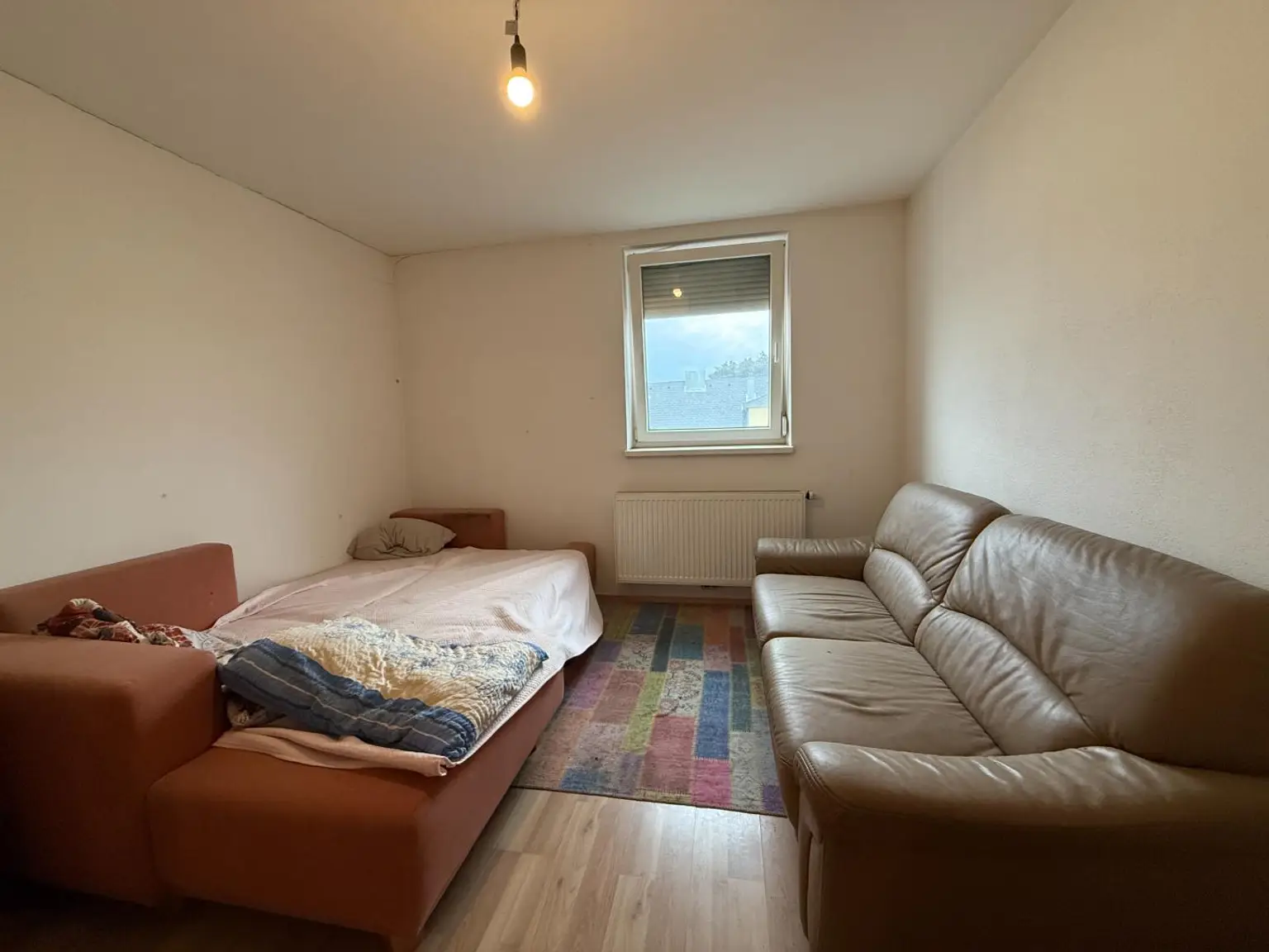 Großzügige 3-Zimmer-Wohnung mit Terrasse und Parkplatz