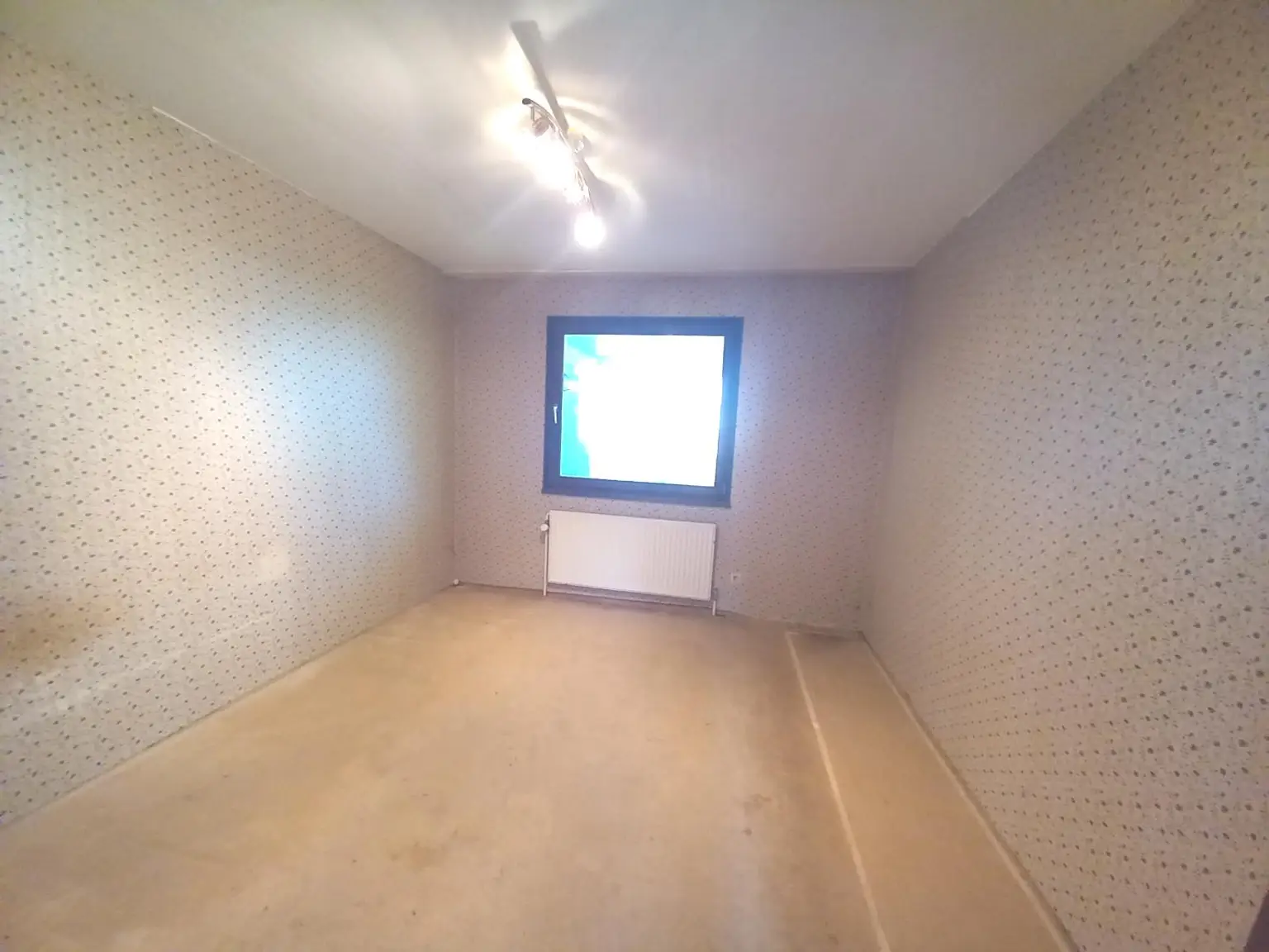 BUNGALOW AUF SONNIGEN GRUNDSTÜCK IN DER MARIA THERESIA SIEDLUNG