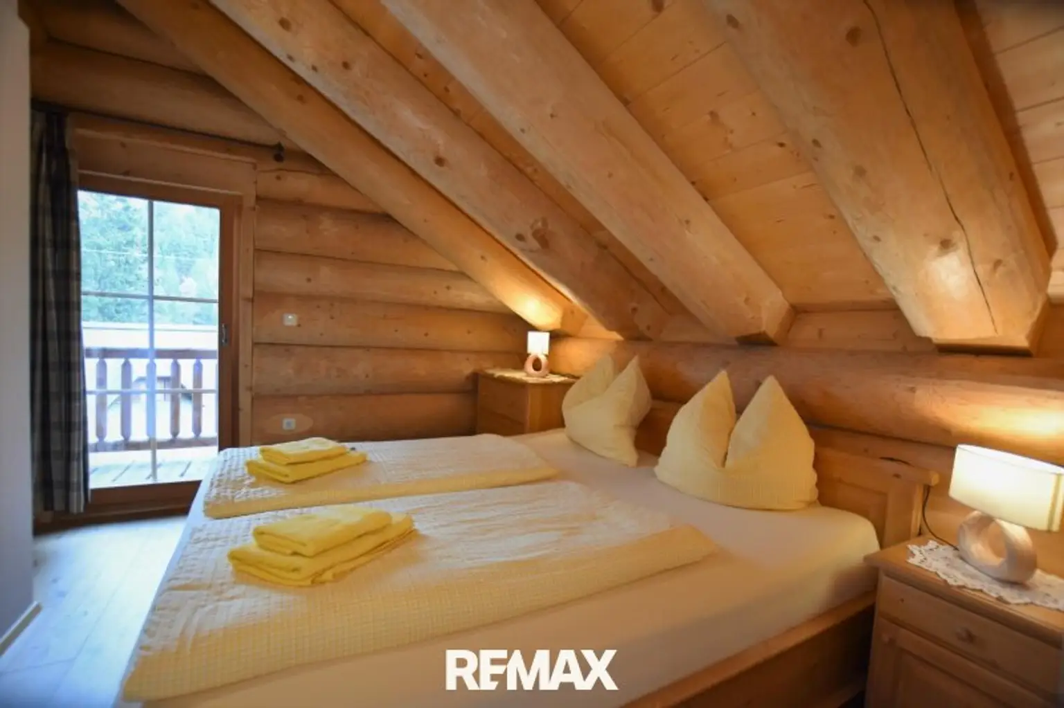 OG Schlafzimmer II Blick Balkon