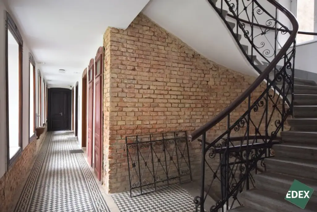 Sanierungsbedürftige Kleinwohnung im 16. Bezirk