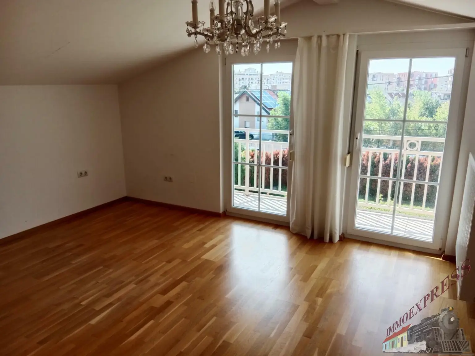 1230 Wien, Atzgersdorf,traumhaftes Miethaus, Südterrasse, 300m² Garten und  Balkon