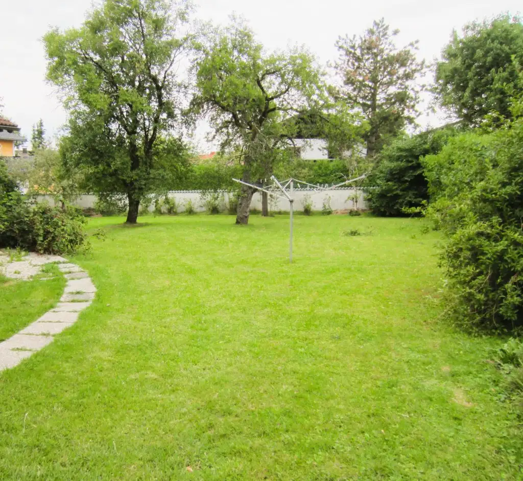 Helle 2-Zimmer-Garten-Wohnung in zentraler Lage von Lamprechtshausen