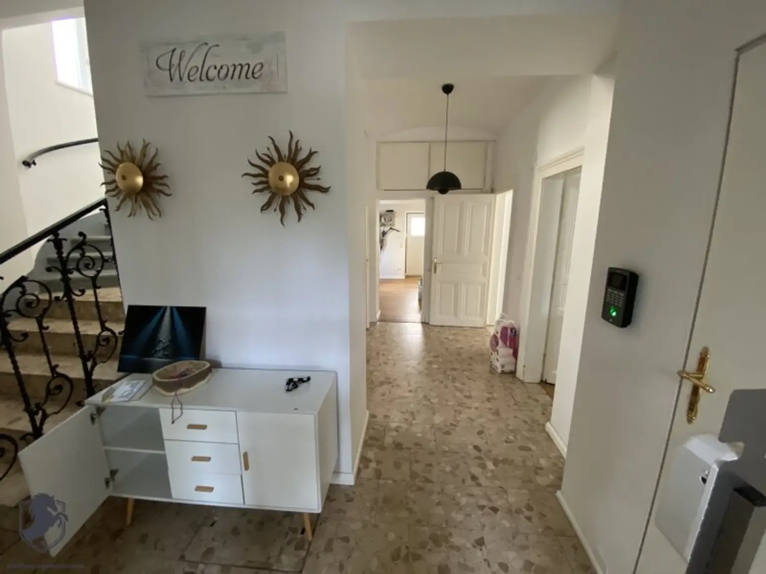 Zum Verkauf gelangt eine außergewöhnliche Villa in absoluter Bestlage von Hietzing