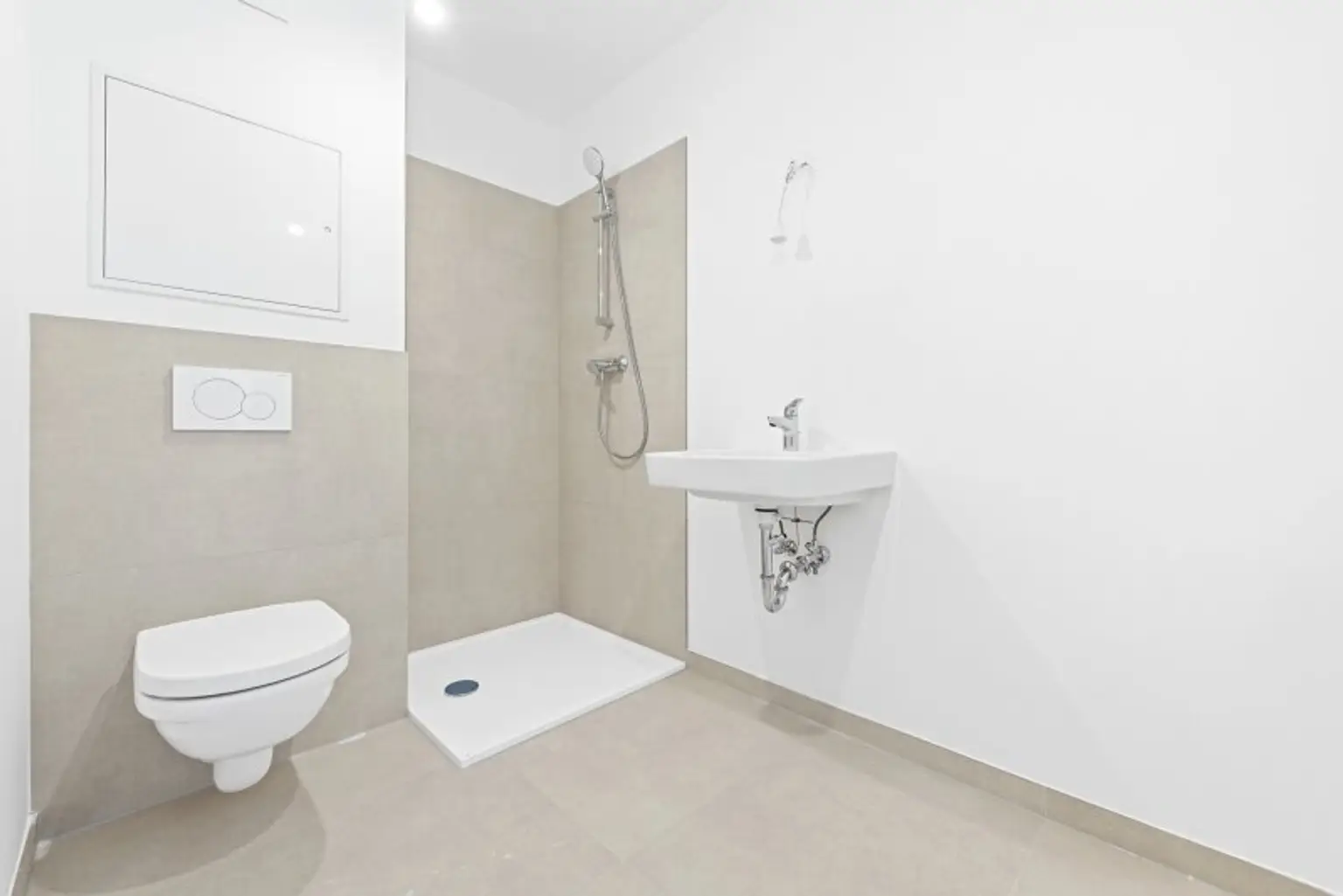 ERSTBEZUG - ENTZÜCKENDE 2-ZIMMER-WOHNUNG MIT SÜD-WEST BALKON
