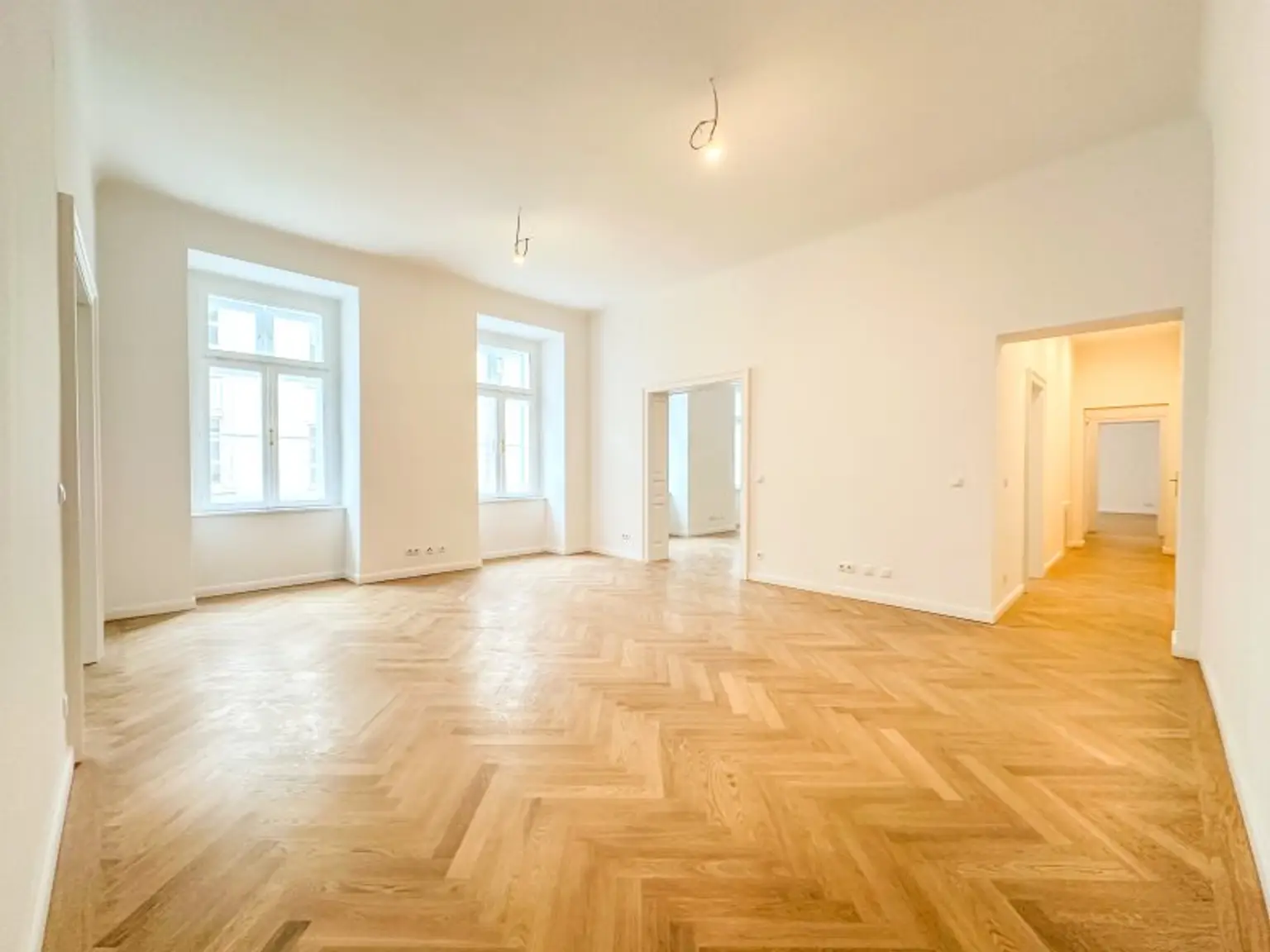 Stilvolle Altbauwohnung mit 5 Zimmern im Herzen von Wien-Währing