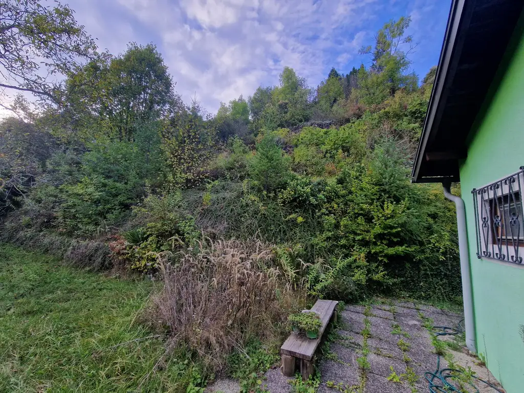 RARITÄT: SANIERUNGSBEDÜRFTIGE LIEGENSCHAFT IN EINZIGARTIGER LAGE MIT FERNBLICK INS KREMSTAL