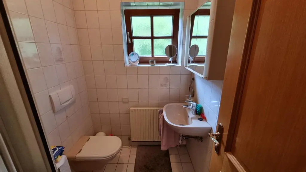 Gepflegter Bungalow mit großem Grundstück in Linsberg