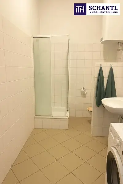 ++ Investment in Ihre Zukunft ++ Unbefristet vermietete Altbauwohnung in begehrter Lage