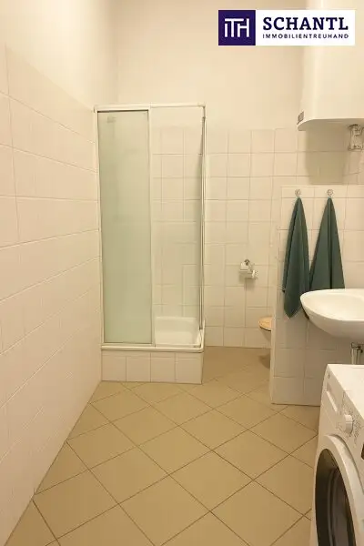 ++ Investment in Ihre Zukunft ++ Unbefristet vermietete Altbauwohnung in begehrter Lage