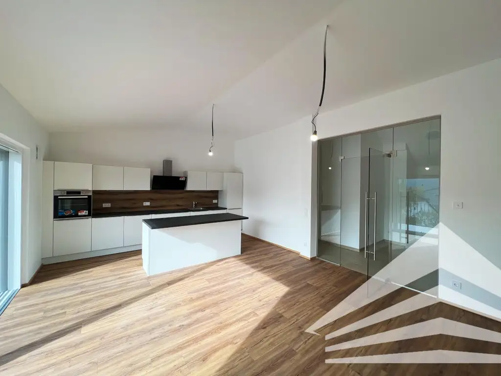 Außergewöhnliches 4-Zimmer Penthouse mit großem Balkon in Puchenau!