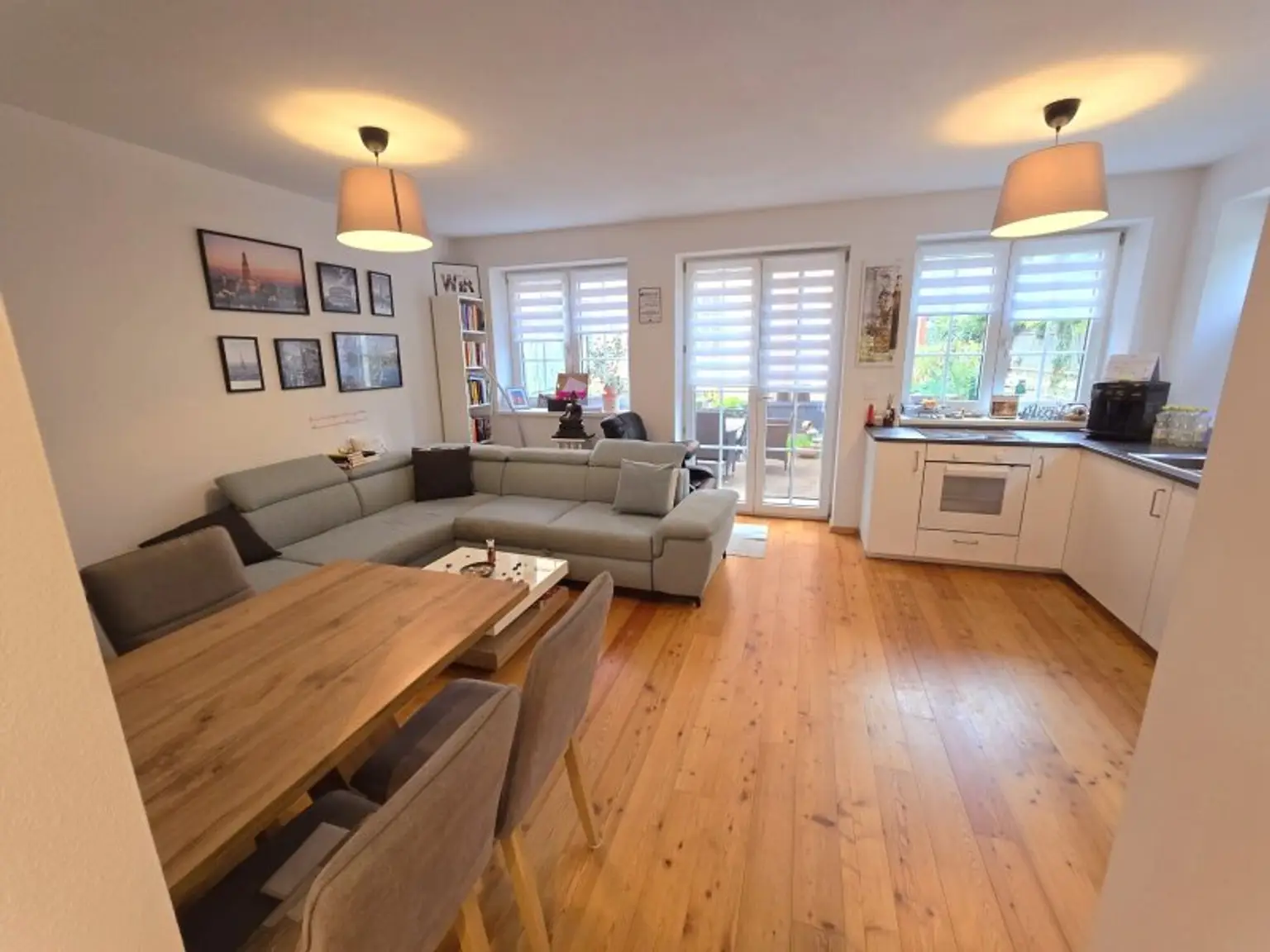 + Ideal für Jung und Alt + leicht leistbares, Neuwertiges und lichtudruchflutetes Reiheneckhaus in Guntersdorf: 3 Zimmer, Garten & Terrasse, Küche, 2 Bäder und 2 Abstellräume für 199.000 €! +