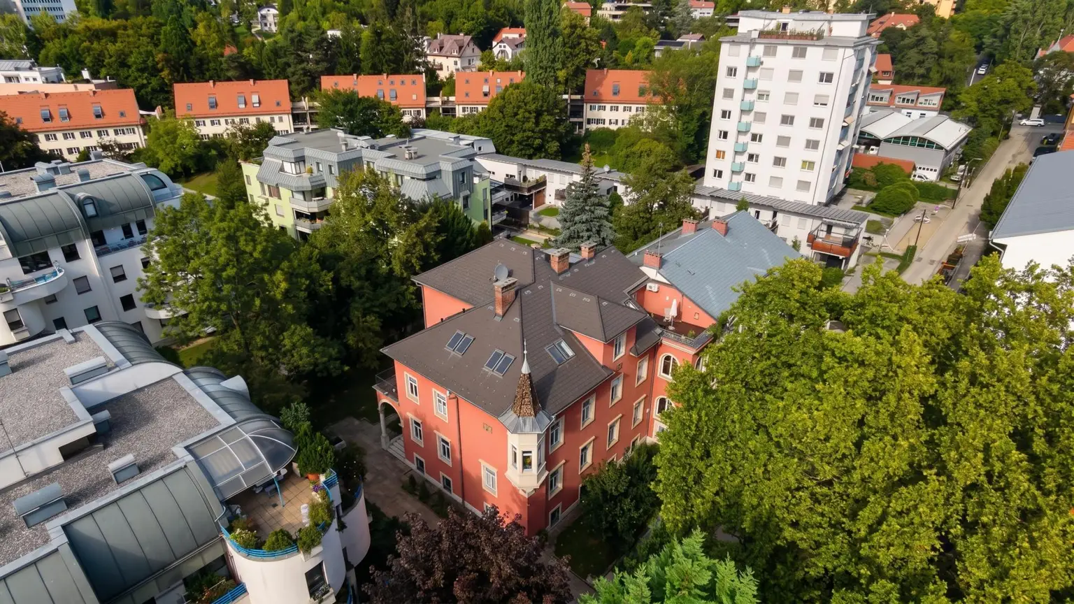 Der Turm im Fokus