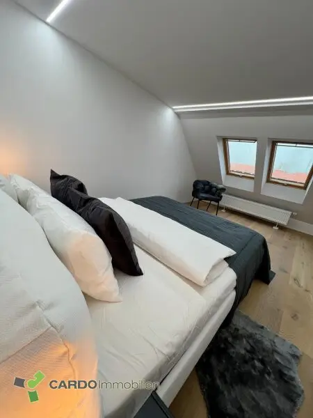 3 Zimmer Maissonettewohnung mit Garagenplatz, möbliert