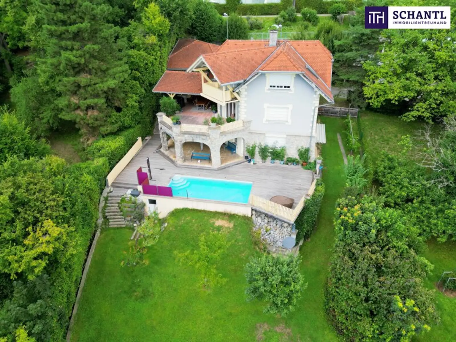 EINZIGARTIGER WOHLFÜHLFAKTOR! Exklusives Einfamilienhaus in Eggenberg mit Pool, XL-Terrasse & Traumgarten – Ihre private Oase in Graz!