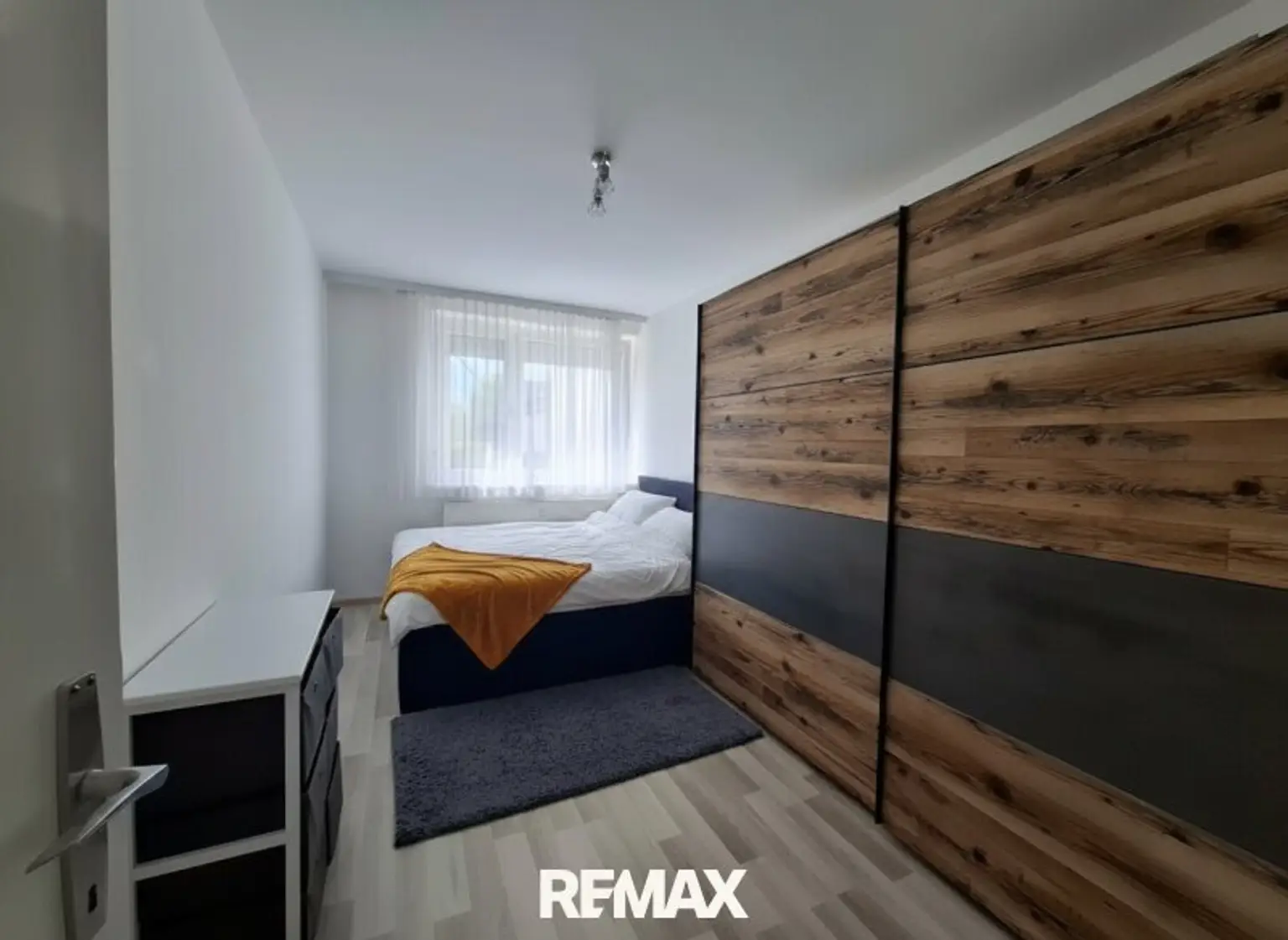 Schlafzimmer 2