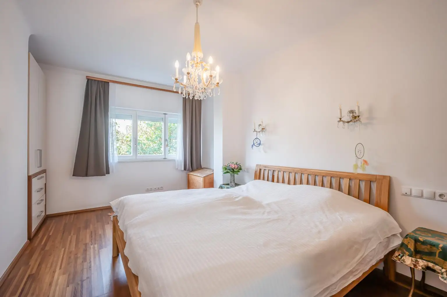 Seltene Gelegenheit in Döbling! Zentrales Luxus-Penthouse mit vier Dachterrassen und Pool