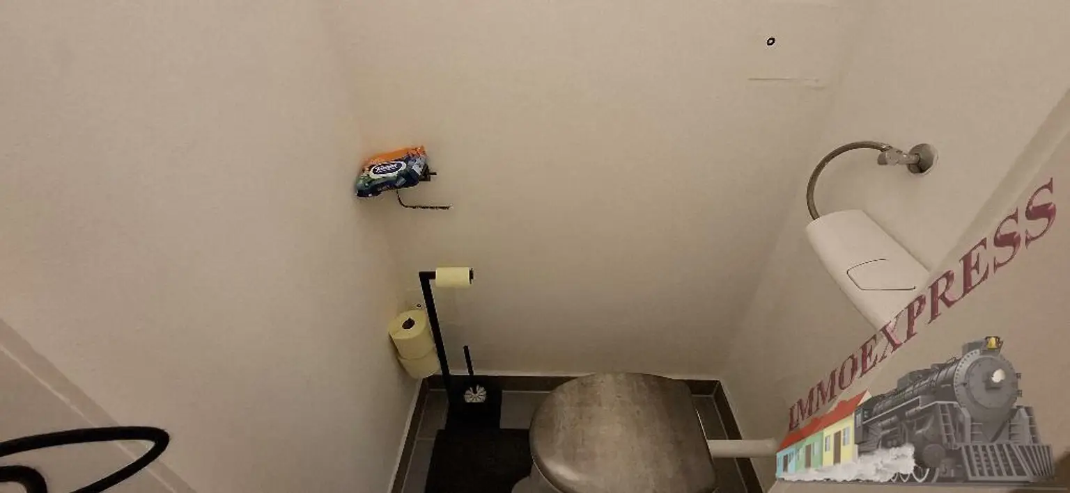 20251205_100346_resized